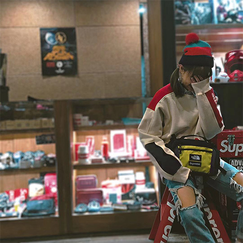 シュプリーム スウェット長袖 Tシャツ ♧ 袖supreme字ロゴ ♧ 単色 ♧ セットアイテム ♧
