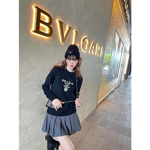 プラダ服コピーニット& セーター♡ ブラック ♡ PRADAロゴポイント ♡ カジュアル感　♡ S~XL ♡