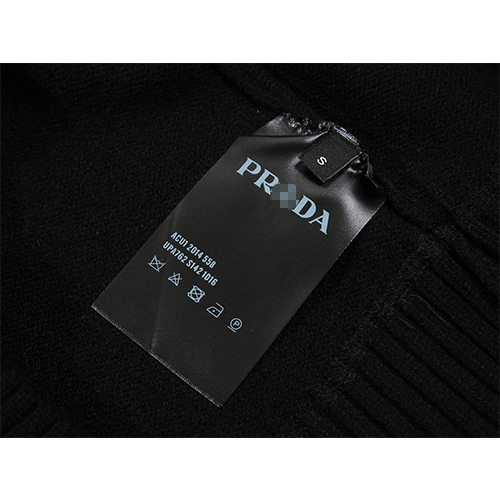 プラダ服コピーニット& セーター♡ ブラック ♡ PRADAロゴポイント ♡ カジュアル感　♡ S~XL ♡