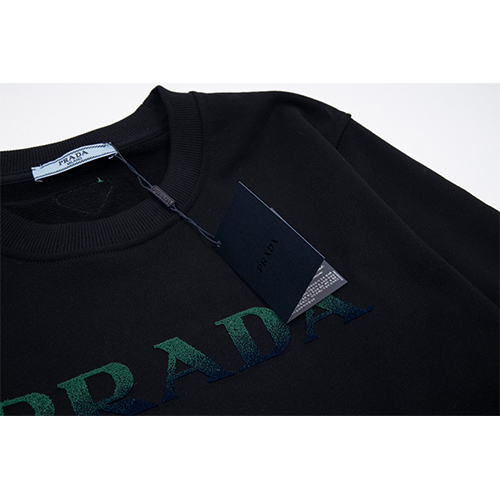 プラダ偽物 スウェットTシャツ  ♡   首の後ろグリーンマークポイント  ♡   2カラー  ♡  ＸＳ～Ｌ  ♡
