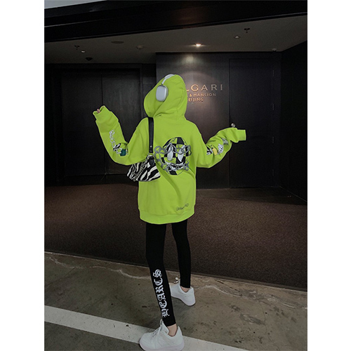 クロムハーツ服コピー パーカー安い 人気の アイテム ♡ 蛍光色のパーカー ♡
