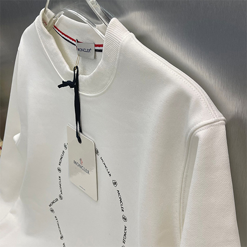 モンクレールコピー 長袖 スウェットTシャツ高品質 ♡ ブラック&ホワイト ♡ MONCLER ♡