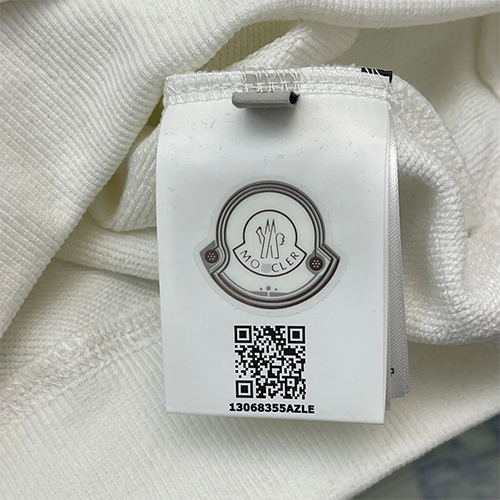 モンクレールコピー  長袖 スウェットTシャツ高品質　  ♡　ブラック＆ホワイト　♡  MONCLER　♡