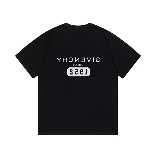 ジバンシイ偽物  高品質 半袖 Tシャツの通販    ♡  GIVENCHYマーク   ♡  ブラック・ホワイト　 ♡