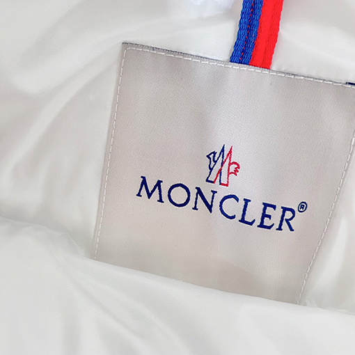 モンクレール偽物激安 ダウンジャケット アウター ♡ 22FW Montbeliard シリーズ ♡ 1.2.3.4.5サイズ ♡ ブラック・ホワイト ♡