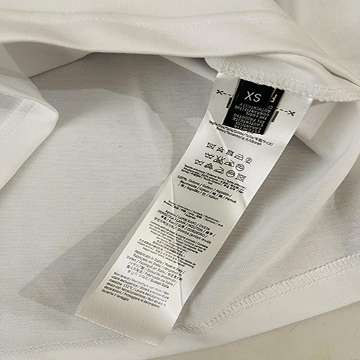 【極美品✨】  フェンディFENDIスーパーコピー 半袖 Tシャツの通販  ✶ ブラック・ホワイト✶ ＸＳ～Ｌ  ✶
