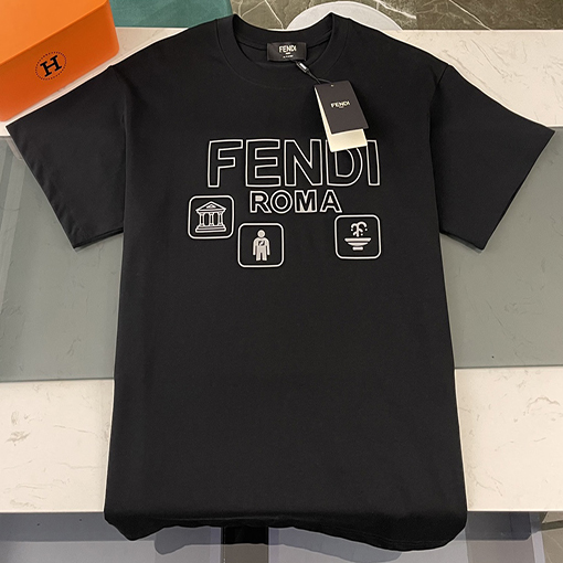 【極美品✨】  フェンディFENDIスーパーコピー 半袖 Tシャツの通販  ✶ ブラック・ホワイト✶ ＸＳ～Ｌ  ✶