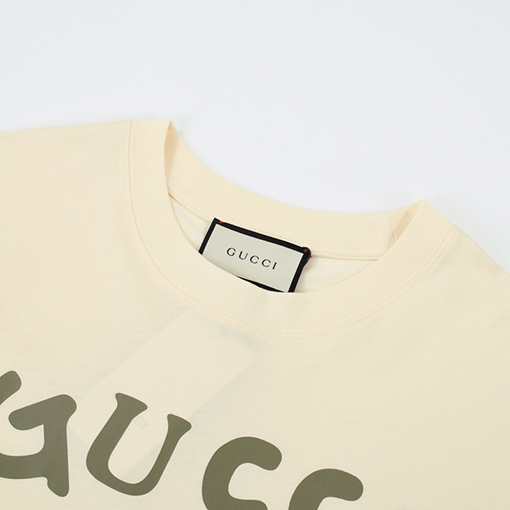 グッチ服偽物 半袖 Tシャツの通販 ★  gucciロゴポイント 2色 ★