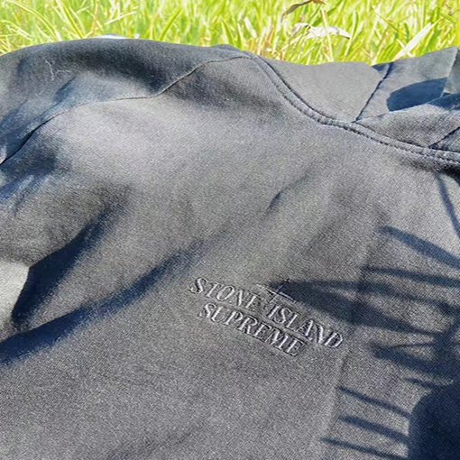 シュプリーム SUPREME x STONE ISLAND コラボフード パーカー