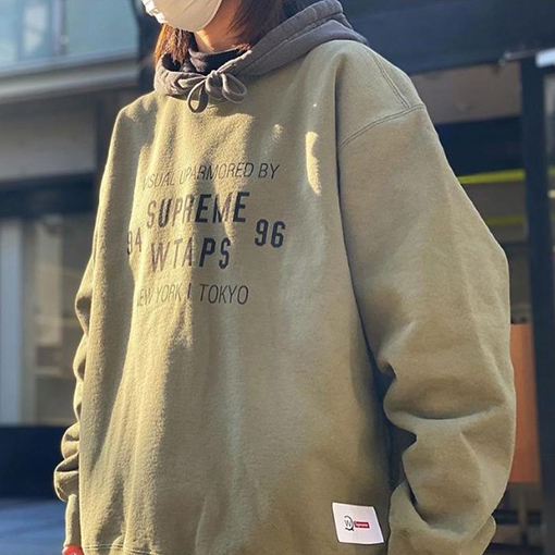 【コラボシリーズ✨】Supreme FW21 X WTAPSコピー ★ SUPRE WTAPSロゴスウェット長袖 Tシャツ2色★