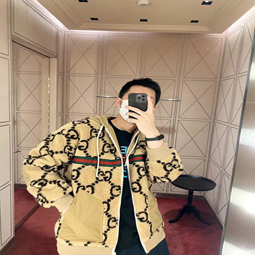 【入荷 】グッチフリースジャケットアウター ダブルGロゴ ワンカラー S.M.L