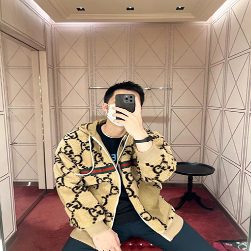 【入荷 】グッチフリースジャケットアウター ダブルGロゴ ワンカラー S.M.L
