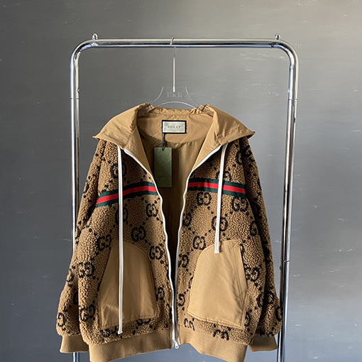【入荷 】グッチフリースジャケットアウター ダブルGロゴ ワンカラー S.M.L