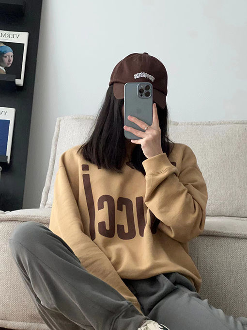 グッチスーパーコピー  スウェットTシャツ    1921GUCCIの限定商品