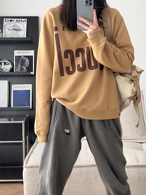 グッチスーパーコピー  スウェットTシャツ    1921GUCCIの限定商品