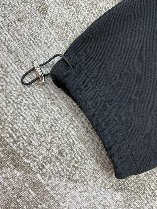  アミリ服偽物メンズ スウェットパンツサンスクリット·プリント