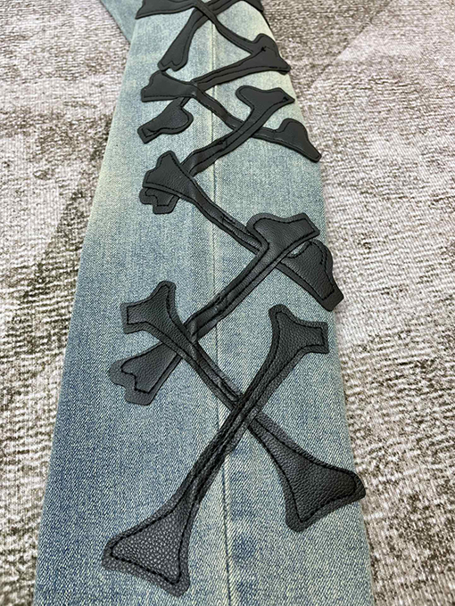 アミリデニムパンツコピー  刺繍骨デニムパンツ