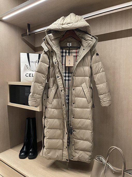 レディースロングコートの通販バーバリー服コピー ダウンロングコート 暖かい