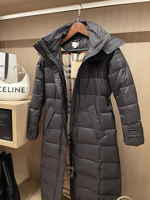 レディースロングコートの通販バーバリー服コピー ダウンロングコート 暖かい