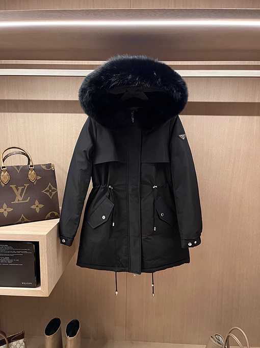 【レディースショートコートの通販】 プラダ服偽物ダウンショートコート 人気 フォックス