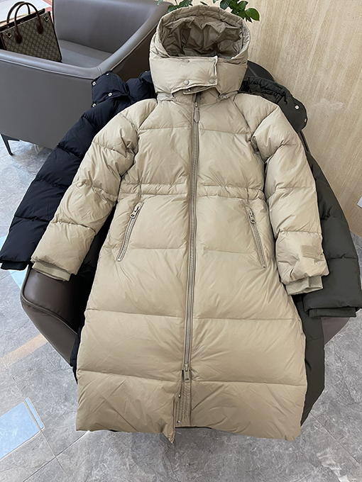 【レディースロングコートの通販】 バーバリー服コピー ダウンストリングロングコート