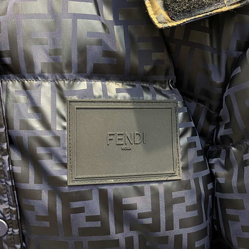 型番:FAN086AK8AF1IHGフェンデ服コピー ダウンジャケットアウター (レディース)