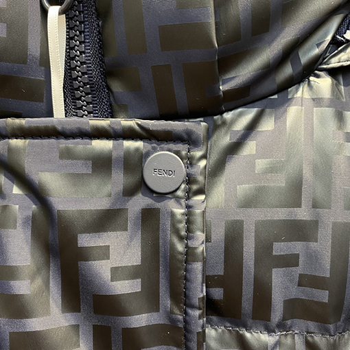 型番:FAN086AK8AF1IHGフェンデ服コピー ダウンジャケットアウター (レディース)