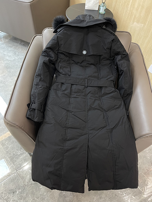 【レディースロングコートの通販】 バーバリー服コピー ダウンストリングロングコート
