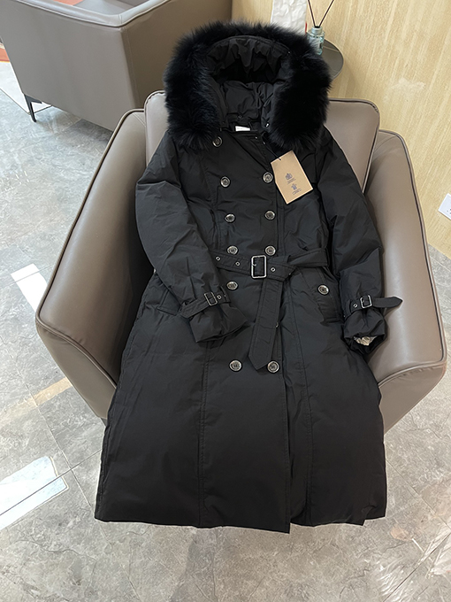【レディースロングコートの通販】 バーバリー服コピー ダウンストリングロングコート