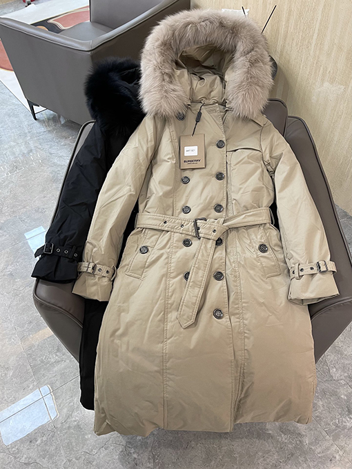 【レディースロングコートの通販】 バーバリー服コピー ダウンストリングロングコート