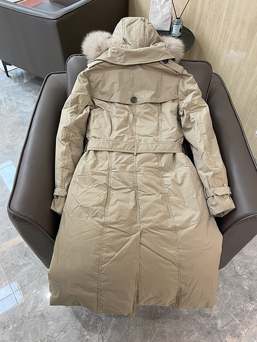 【レディースロングコートの通販】 バーバリー服コピー ダウンストリングロングコート