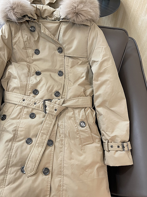 【レディースロングコートの通販】 バーバリー服コピー ダウンストリングロングコート