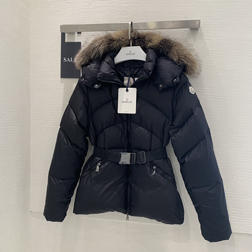 【レディースショートコートの通販】モンクレール服偽物 ダウンストリンショートコート