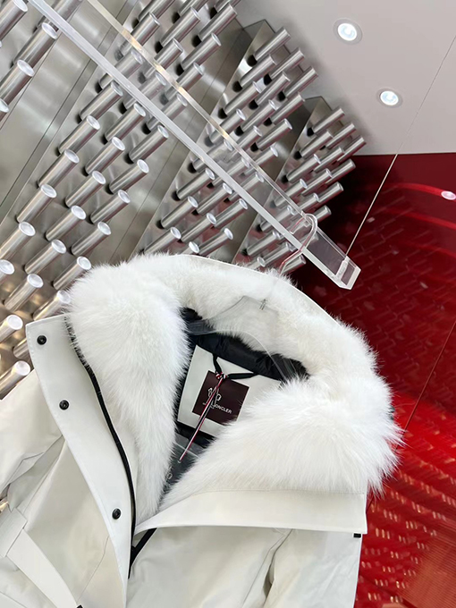 【レディースショートコートの通販】モンクレール服偽物 ダウンストリンショートコート 防水 スキー生地