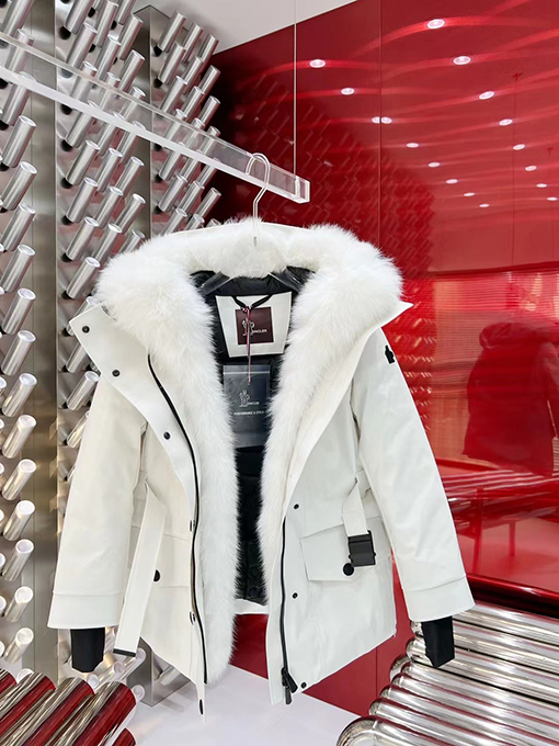 【レディースショートコートの通販】モンクレール服偽物 ダウンストリンショートコート 防水 スキー生地