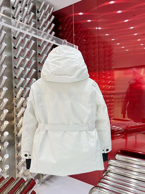 【レディースショートコートの通販】モンクレール服偽物 ダウンストリンショートコート 防水 スキー生地