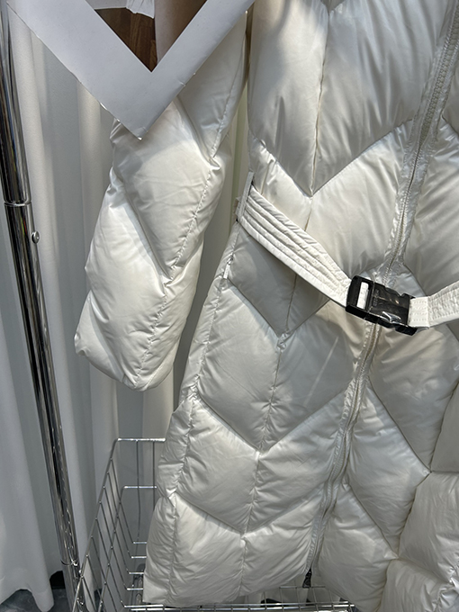 【レディースロングコートの通販】no:K881 モンクレール服コピーダウンロングコート