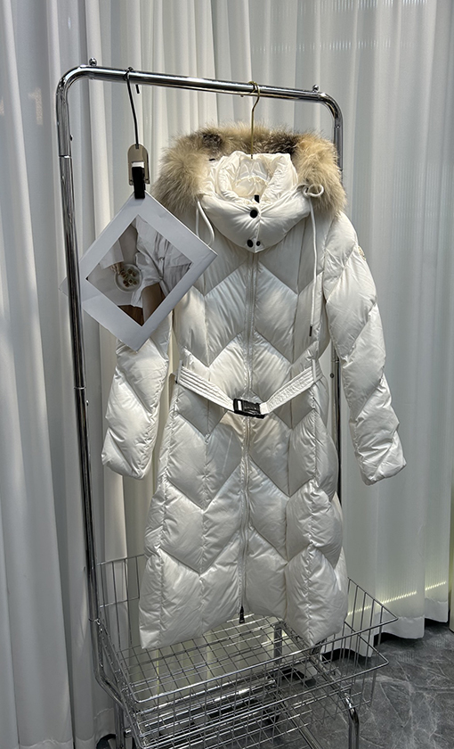 【レディースロングコートの通販】no:K881 モンクレール服コピーダウンロングコート
