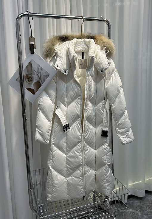 【レディースロングコートの通販】no：K881 モンクレール服コピーダウンロングコート