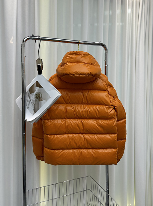 Moncler Maya :M70 モンクレール服偽物ダウンジャケットアウター 4カラー