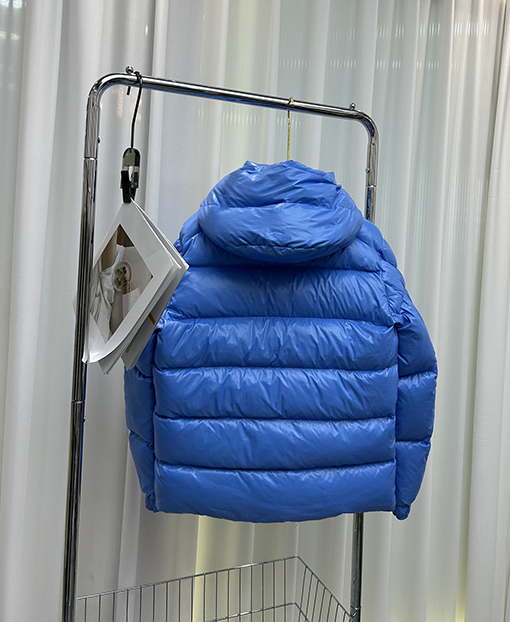 Moncler Maya :M70 モンクレール服偽物ダウンジャケットアウター 4カラー