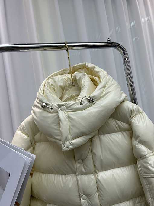 Moncler Maya :M70 モンクレール服偽物ダウンジャケットアウター 4カラー
