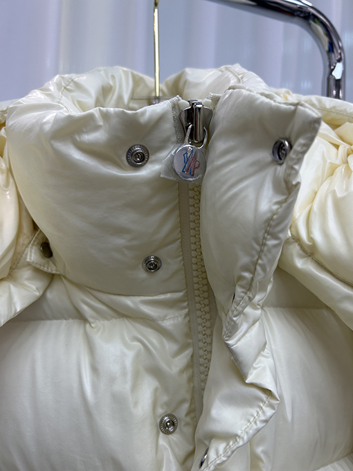 Moncler Maya :M70 モンクレール服偽物ダウンジャケットアウター 4カラー
