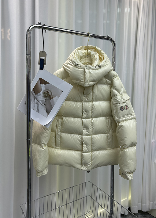 Moncler Maya :M70 モンクレール服偽物ダウンジャケットアウター 4カラー