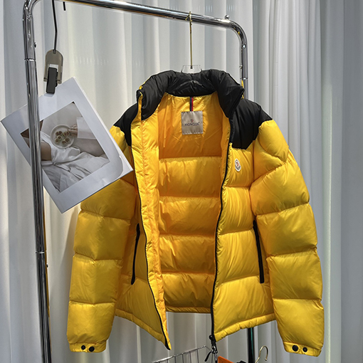 型番:5967 モンクレール服コピー ダウンジャケットアウター