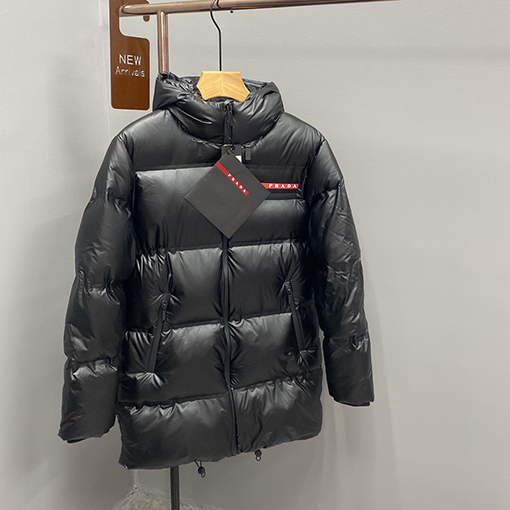 プラダ服コピー  メンズダウンジャケットアウター prada赤いマーク