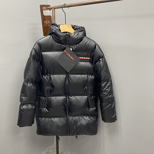 プラダ服コピー  メンズダウンジャケットアウター prada赤いマーク