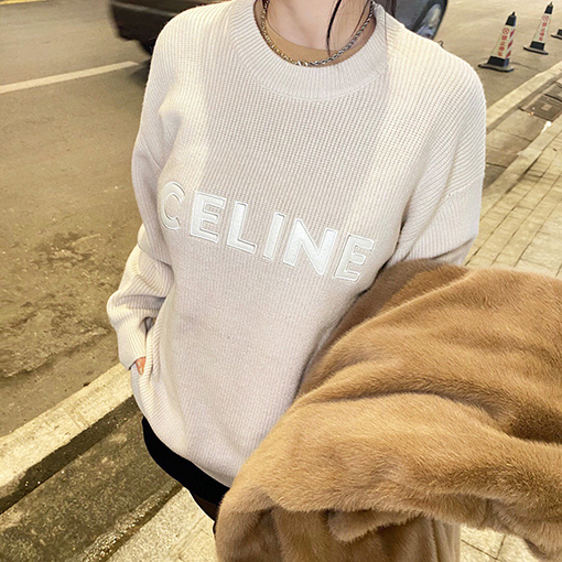 セリーヌ服スーパーコピー ニット& セーター CELINE ロゴ セリーヌ人気のアイテム