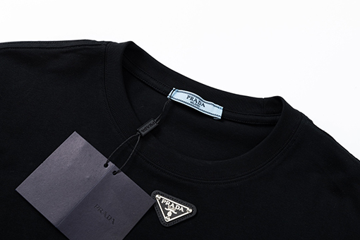 23ss春夏 プラダコピーメンズレディース 半袖 Tシャツの通販 prada黒マークゴロ