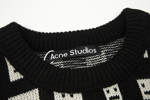 ACNE STUDIOS服スーパーコピーニット& セーター  モザイク表情の四角形の笑顔